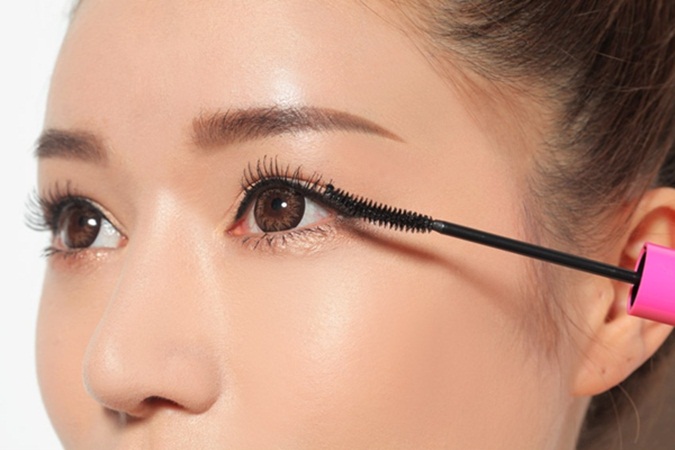 Các bước trang điểm đi chơi cho nàng xinh lung linh, thu hút mọi ánh nhìn ảnh 8 Các bước trang điểm đi chơi cho nàng xinh lung linh, thu hút mọi ánh nhìn ảnh 8