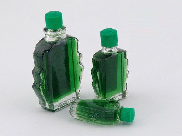 90% người Việt đang tự giết mình vì mắc phải những sai lầm khi dùng dầu gió này ảnh 1